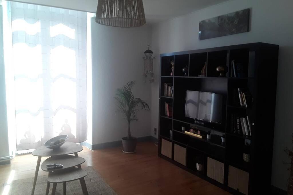 Appartement Chaleureux De 82M2 Proche De Vulcania Pontaumur Zewnętrze zdjęcie